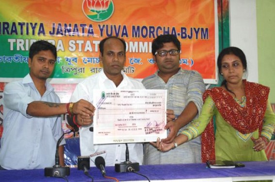 BJYM donates Rs. 40,000 to flood-hit J&K